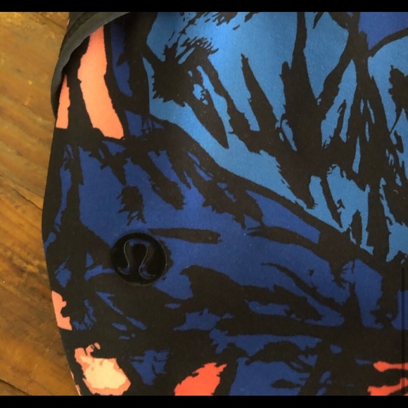 Lululemon athletica speed shorts - Picture 5 of 6